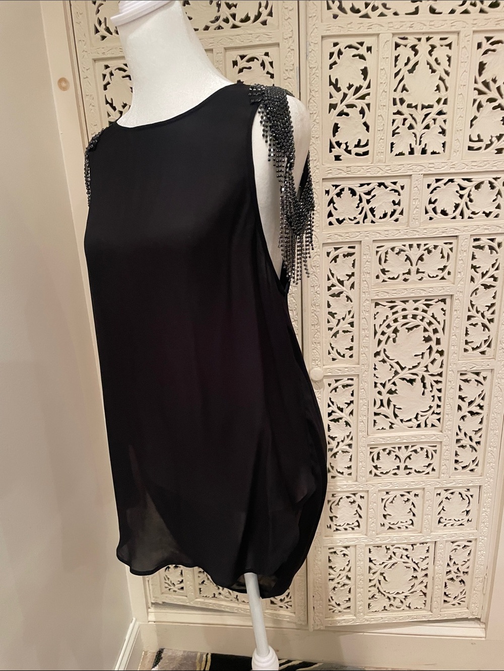 Haute Hippie Black Beaded Sleeveless Blouse - Picture 3 of 13